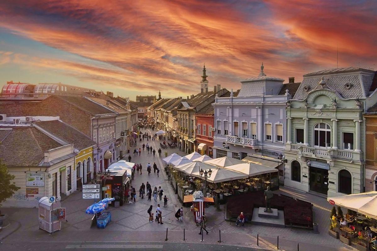 Lux Dabich 1 Leilighet Novi Sad Eksteriør bilde
